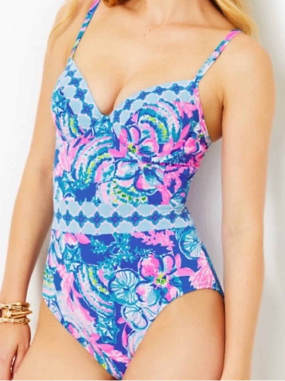 Lilly Pulitzer Palma Swimsuit Size 6 Blue Tang Sitting Seaside